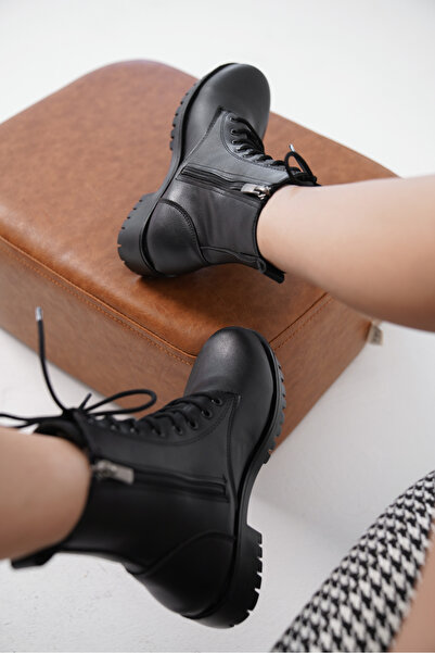 Moda Değirmeni Γυναικείες μπότες μαύρου δέρματος MD1001-116-0001