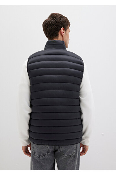 Mavi Black Puffer Vest Regular Fit / Regular Cut0110338-900