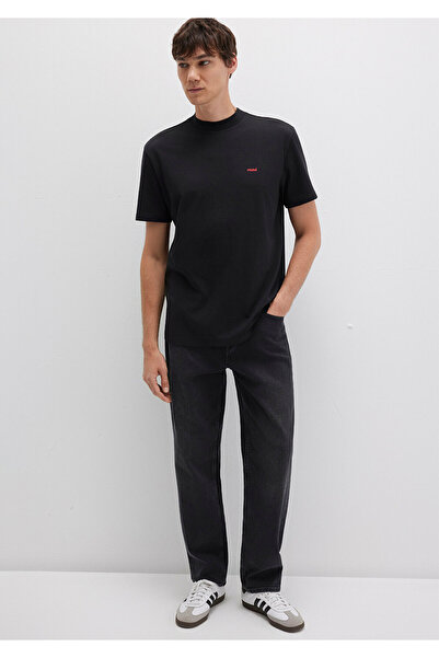 Mavi Schwarzes Basic-T-Shirt mit Logo-Print, lockere Passform / lockere, entspannte Passform 0612216 -900