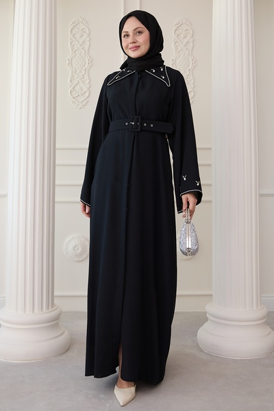 InStyle Triangle Collar Stone Black Abaya