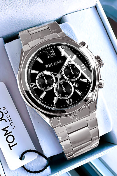 Tom Jones ساعة يد رجالية 3 ATM مقاومة للماء بحزام فولاذي فضي اللون