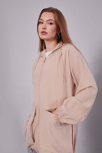 Levidor A.Beige Hooded Wrap Cap