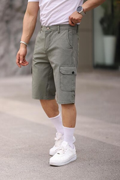 comstar Men's Slim Fit Cargo Pocket Capri Shorts