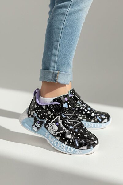 Görkem bebe ayakkabı ve tekstil أحذية رياضية للفتيات من كورومي