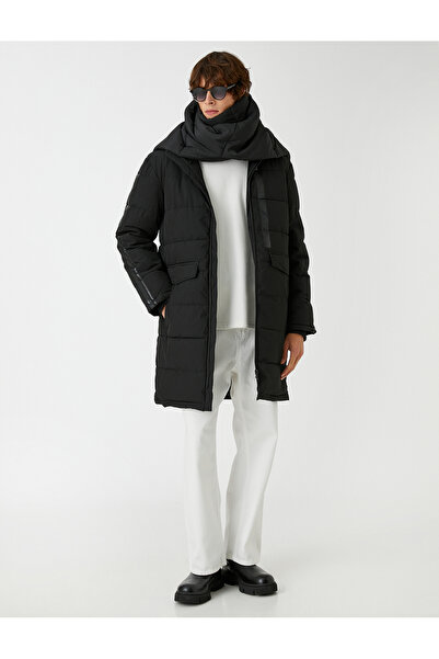 Koton Μακρύ φουσκωτό παλτό με κουκούλα με τύπωμα τσέπες με λεπτομέρειες αδιάβροχο