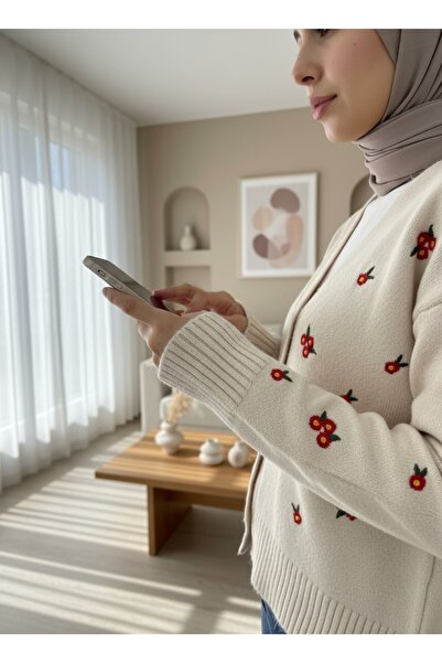 Modamorfo Cardigan tricotat cu broderie florală - Crem