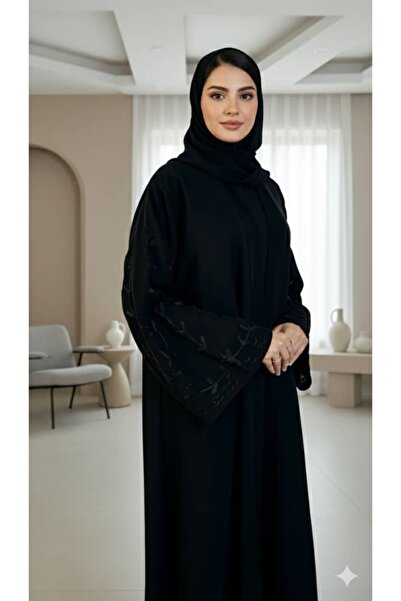 REİNA عباية ربع كلوش من كريب الانترنت باكمام واسع مطرزه مع طرحة