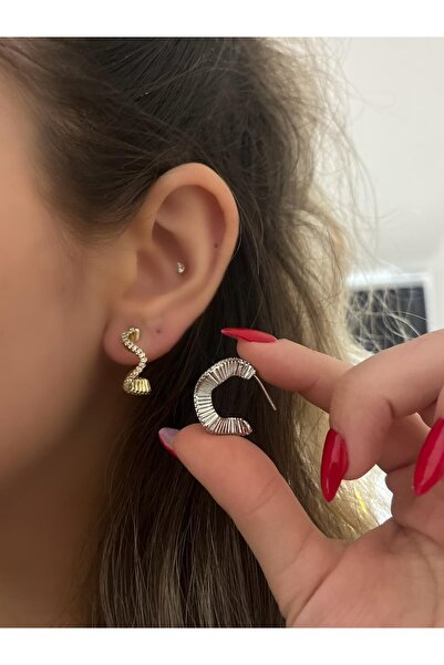 MyladyAccessoriess Zircon Stone and Crimp Detail Premium Hoop Earrings Gold