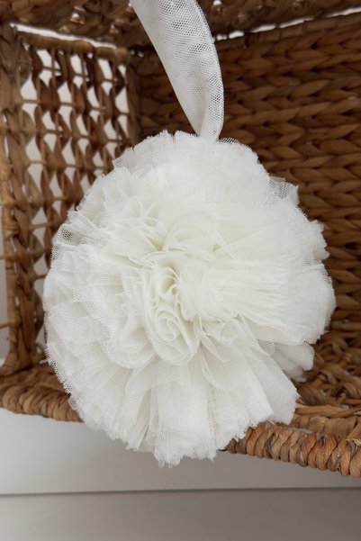 Pastelya Cream Pompom Accessory - Mosquito Net