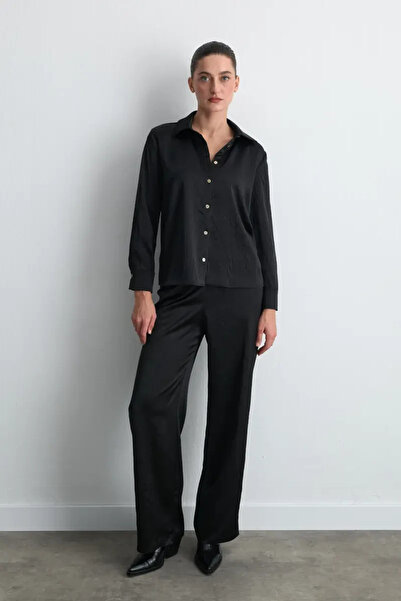 Gusto Crinkle Satin Shirt - Black