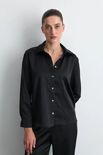 Gusto Crinkle Satin Shirt - Black