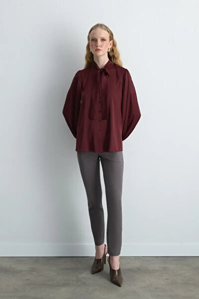 Gusto Halter Neck Satin Shirt - Burgundy