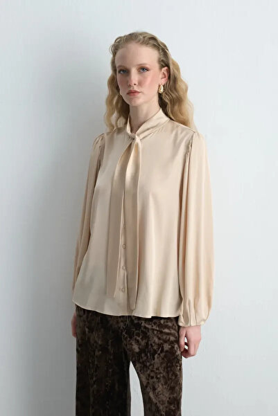 Gusto Halter Neck Satin Shirt - Beige