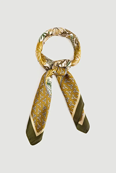 Gusto Floral Scarf - Yellow