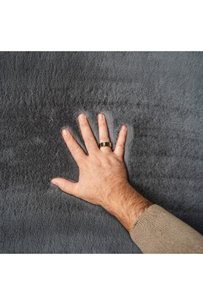 SOFTY FABRICS Fluffy Fur-Like Rug, Soft and Cozy for Living Room or Bedroom – See Dimensions