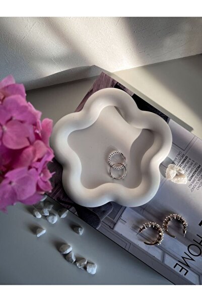 Gamy Crafts Scandinavian Style Floral Look Decorative Presentation Holder - P...