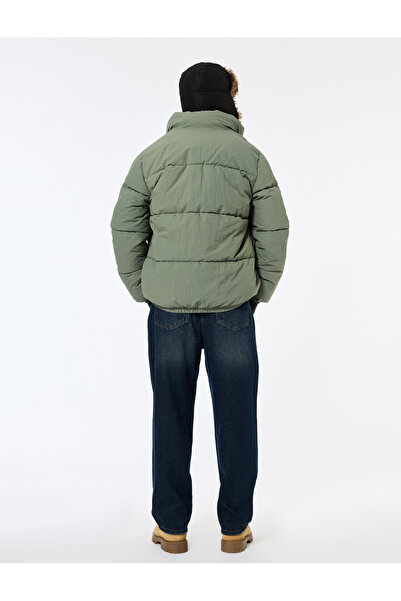 Koton ψηλός λαιμός Χειμερινό πουπουλένιο παλτό με φερμουάρ και λεπτομέρεια τσέπης