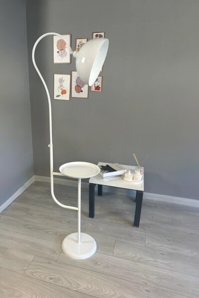 Bamyum Beyaz Lambader Modern Dekoratif Metal Oturma Odası Çalışma Odası Zemin Lambası