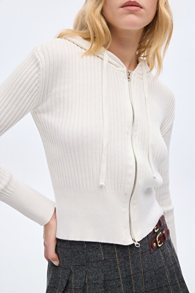 Quzu Zippered Hooded Knitwear Cardigan Ecru