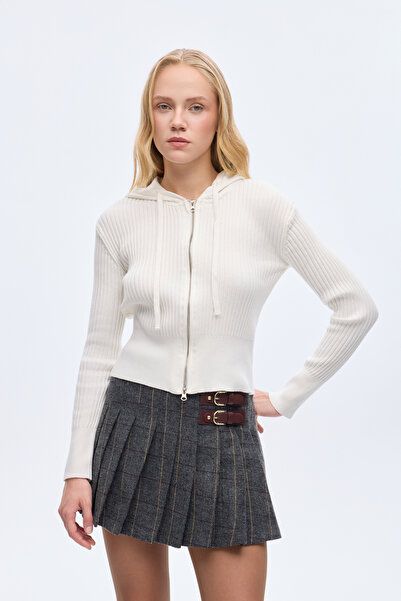 Quzu Zippered Hooded Knitwear Cardigan Ecru