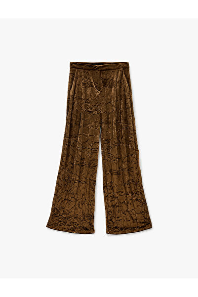 Koton Pleated Textured Straight Wide Leg Velvet Trousers with Pockets