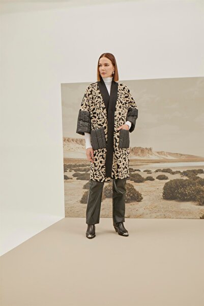 Uludağ Triko Γυναικείο μαύρο καπιτονέ μπουφάν με υφή