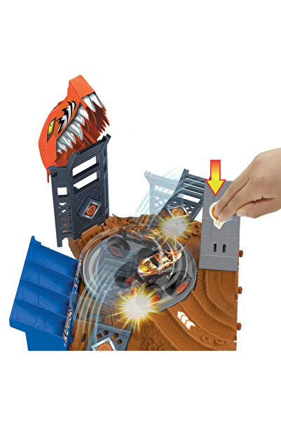 HOT WHEELS MONSTER TRUCK ARENA SMASHERS PROVOCAREA SPIN-OUT