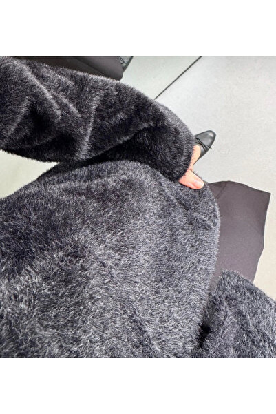 Store Elchee kadın geniş V yaka bağcıklı triko hırka