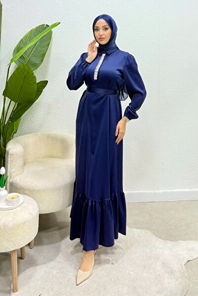 Tesettür Diyarı Жіноча сорочка великого розміру з камінням, атласний комір, в...