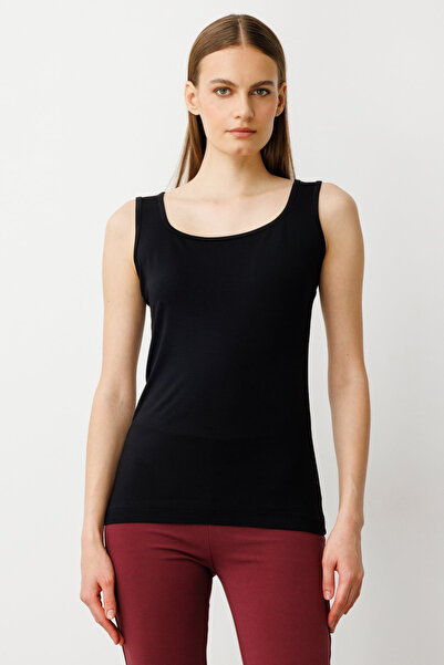 ON Minimalist Sleeveless Women's Blouse - Crop Cut - Casual