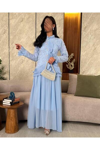 Haifa Fashion A two-piece evening dress with luxurious royal touches