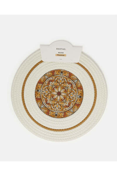 REDTAG مفرش طاولة دائري مزخرف باللون الأبيض
