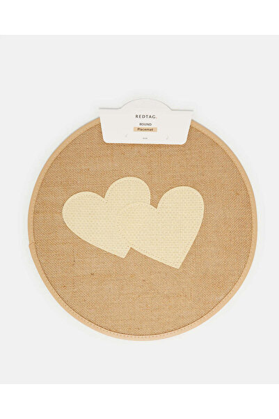 REDTAG مفرش طاولة دائري مزين بقلب بني