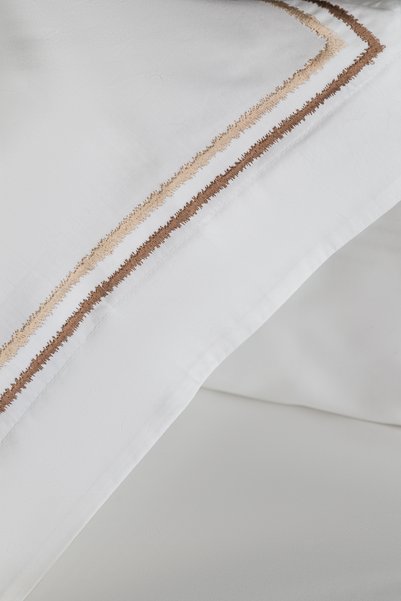 miemaison Houston White 120 Thread Count Luxury Bedding Set - King Size