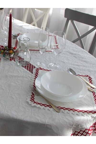 Nicoratex White rectangular tablecloth white with red and set of 6 white napkins with white with red lace.