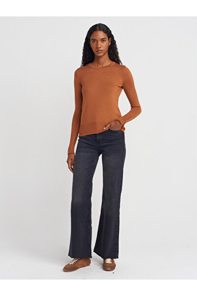 Dilvin Crew Neck Mid-Sleeve Drop Sweater