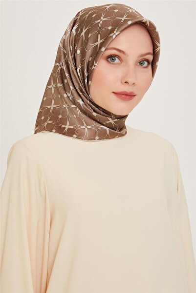 Armine Eșarfă din mătase pură Sura cu model monogramă 9207D 01 31