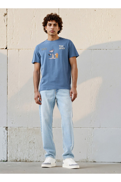 SP Characters Men Regular Fit Crew Neck Short Sleeves Tom and Jerry Print T-shirt