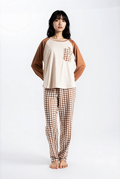 Ecrou Жіночий комплект піжами Study Cafe Looks Reglan