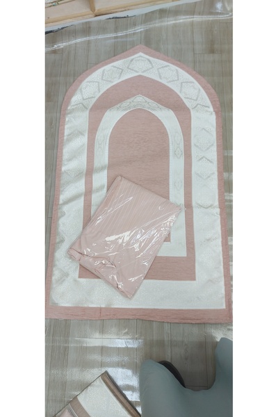 Generic Silk prayer rug with delicate embroidery, square cotton prayer mat