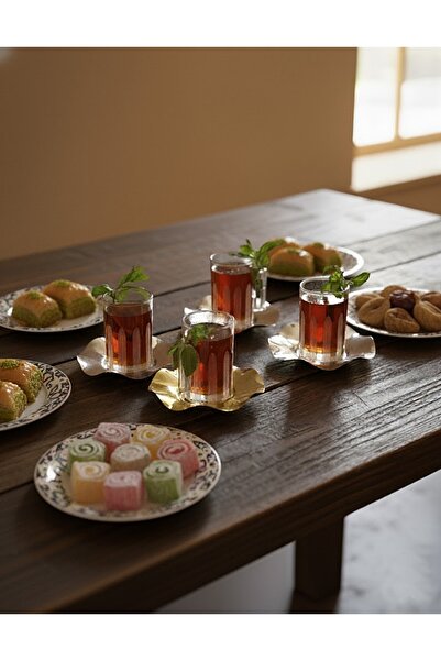 DECOSTYLE 18 Piece Modern Glass Tea Set with Decorated Steel Plates |   Premium Dowry & Hospitality Glass Cup Set