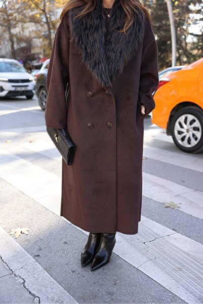 Özge Özgenç Long Sheepskin Coat with Fur Collar