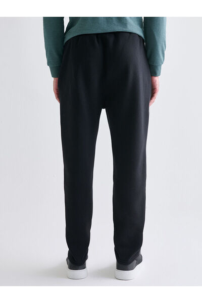 LC Waikiki Black Standard Fit Men's Thick Jogger Sweatpants