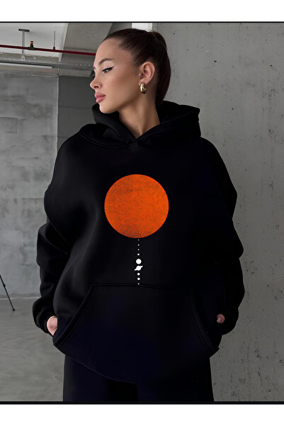 vikitekno سويت شيرت بغطاء رأس بليت مطبوع قصة فضفاضة للسيدات باللون الأسود