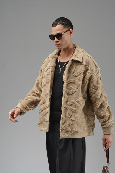 Butik Trend Biz Snap Closure Letter Pattern Shirt Collar Plush