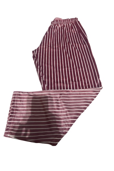 Pijamoni Πιτζάμες μεγάλου μεγέθους με τύπωμα με ίσιο πόδι, βελούδινο μονόχρωμο κάτω μέρος