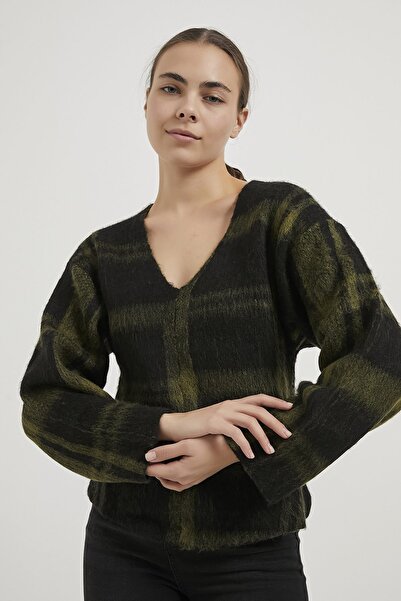 Arma Life Armalife 4796 V-Neck Plaid Casual Knitwear Women's Sweater