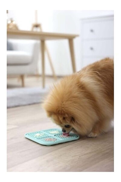KERBL Lick Mat slow feeding mat - 20 x 20 cm