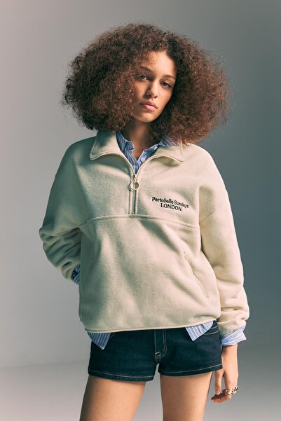 Stradivarius Embroidered Fleece Sweatshirt