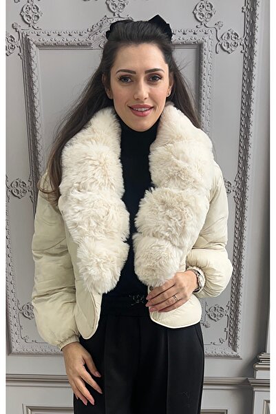 styleFlex Women's premium faux fur jacket